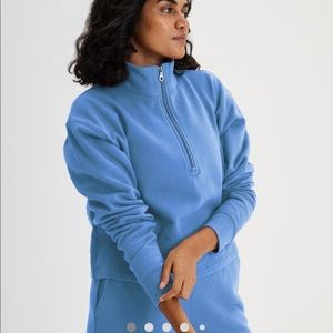 Full gf collective sweatsuit size medium.